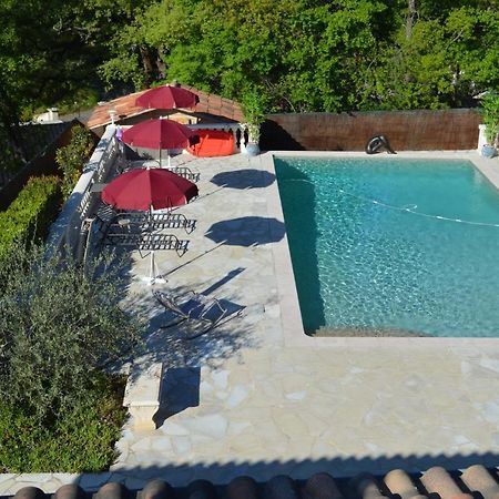 Villa Jalna Chambre, Suites Et Appartement Roquefort Les Pins Exterior foto